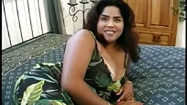 امرأتان أمام فلم سكس ...