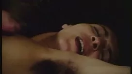 ينقر أليكس الشاب موا ...