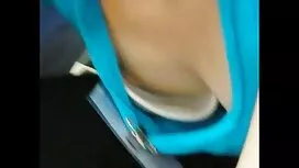 جوليا تغير الملابس ف ...
